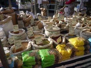 Noordermarkt Farmers Market has a good selection of grains