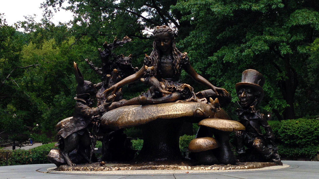 Alice in Wonderland Bronze Sculpture Central Park | Blanca Valbuena