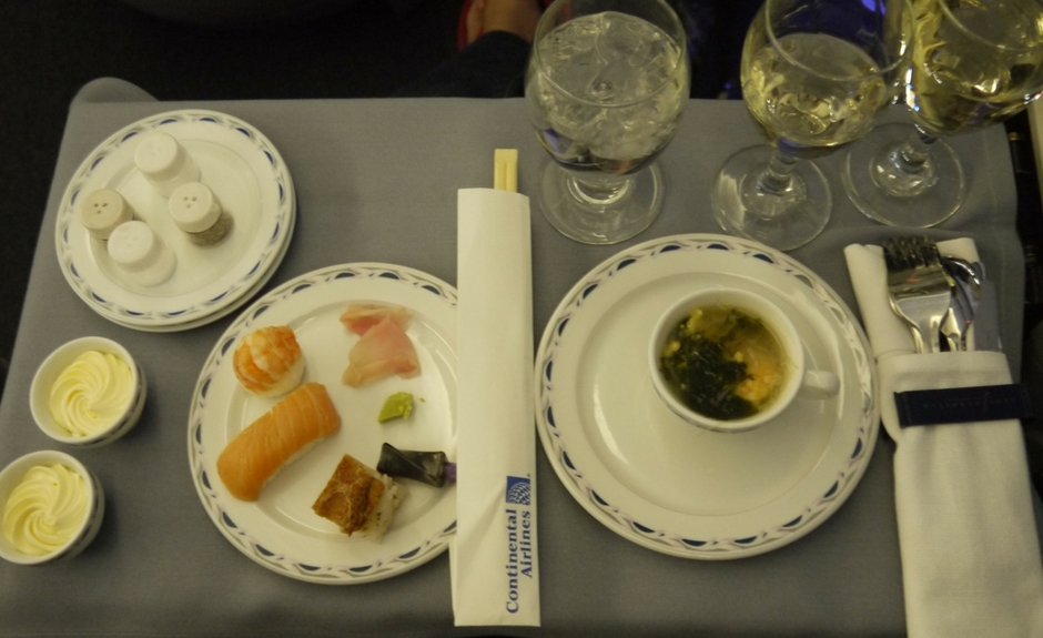 United serves sushi on its flight from Tokyo to Newark
