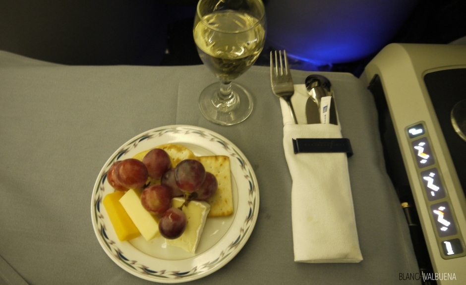 United First class serves multiple courses