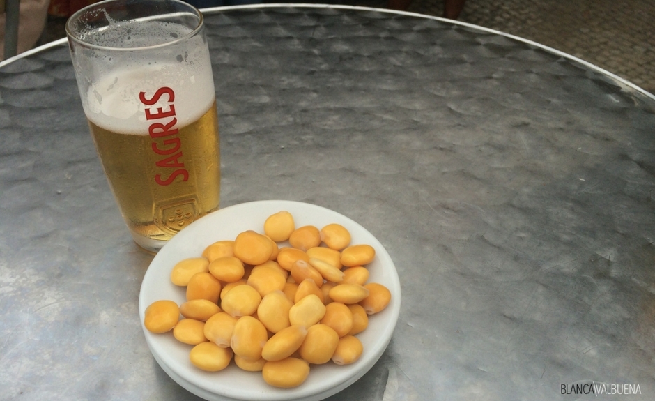 You can get tremocos at bars and kiosks in Lisbon