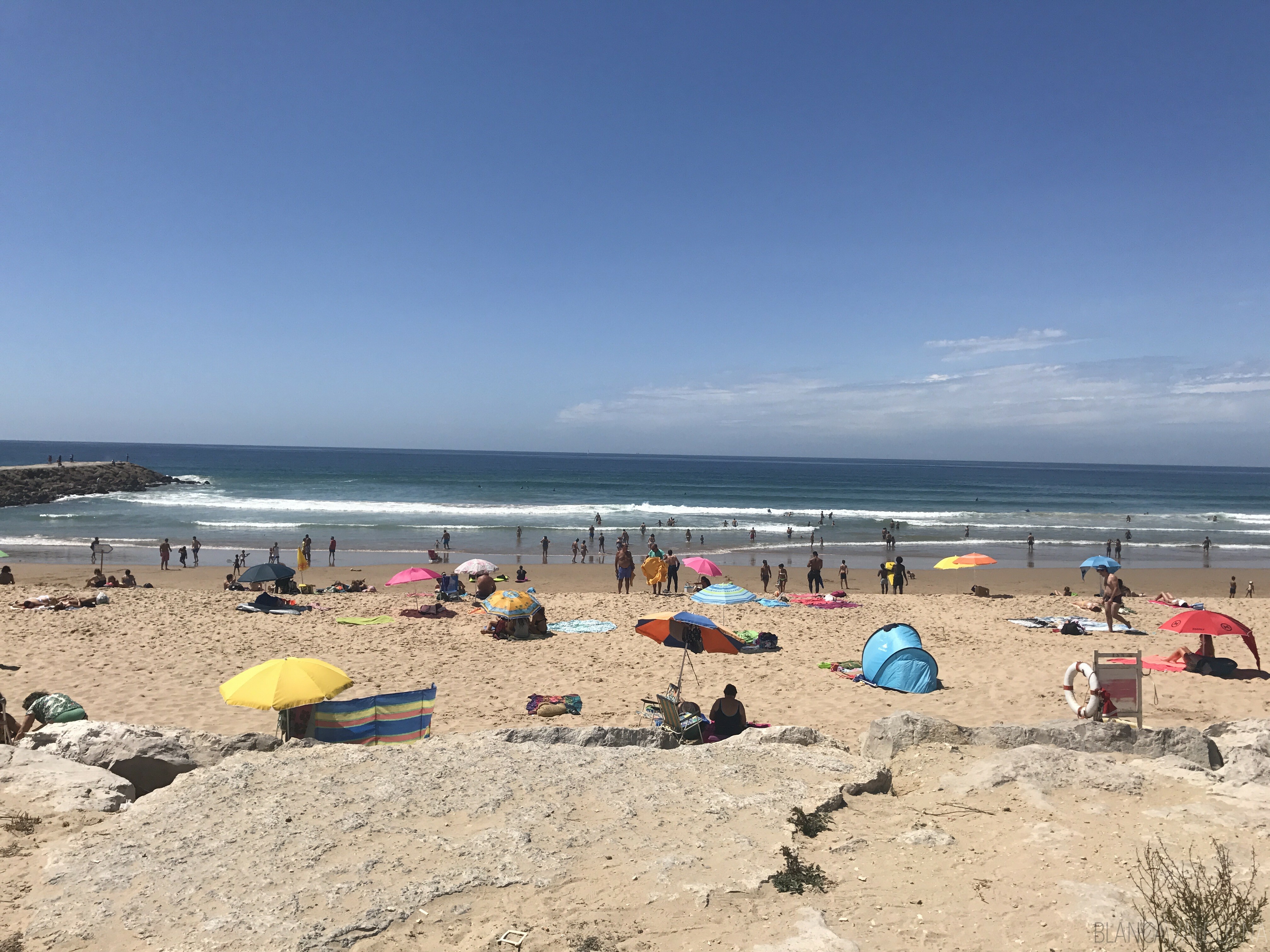 A good beach near Lisboa is Caparica Beach